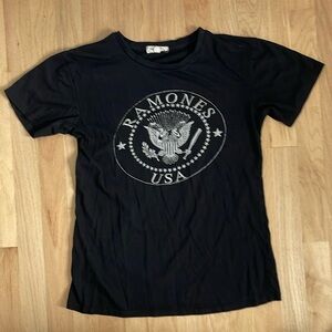 For Love Bell Vintage 2003 Ramones USA Shirt